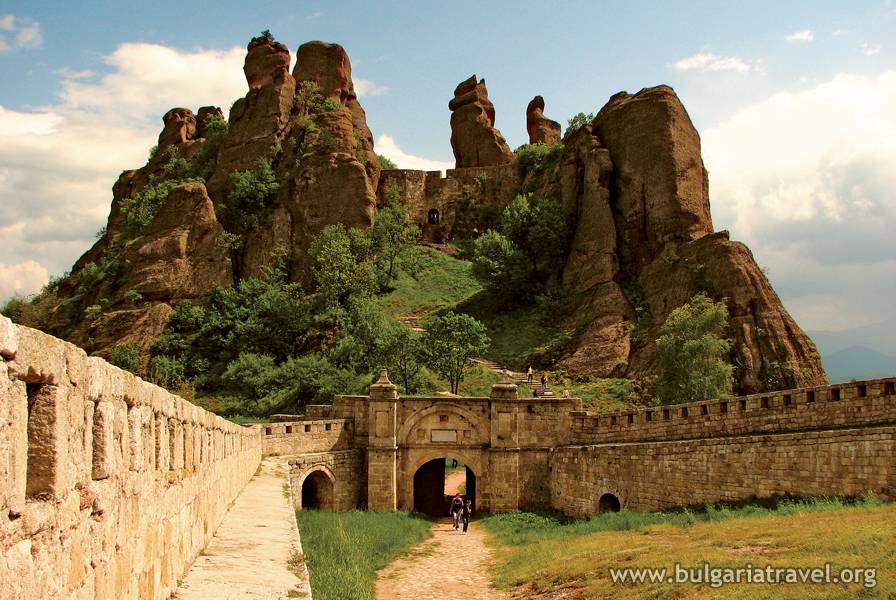 Belogradchik Fortress - Официален туристически портал на България ...
